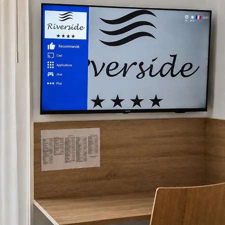 Aparthotel Riverside Toulouse Airport 4-aircond-parking-terrace-wifi-desk-airbus-meett 3*